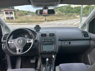 Volkswagen Touran 2011