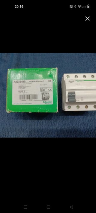 Interruptor Diferencial Schneider