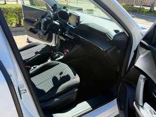 Peugeot 2008 2021
