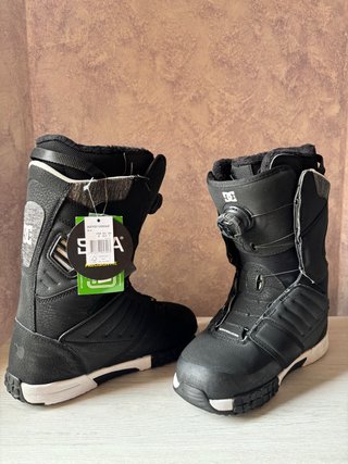 Botas Snowboard DC Negras y Blancas