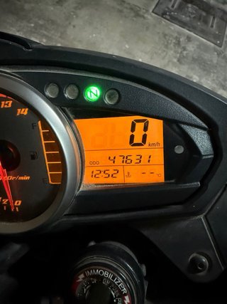 Kawasaki Z750 Verde