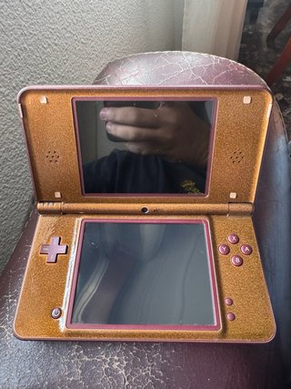 Consola y Chasis Nintendo DSI XL