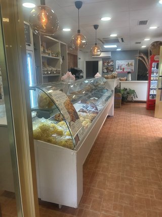 traspaso panaderia en inmejorable zona