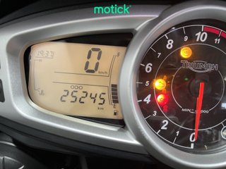 TRIUMPH TIGER 1050 (2 MALETAS)