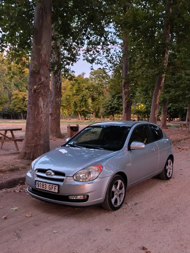 Hyundai Accent 1.4 3p / 4p 2009