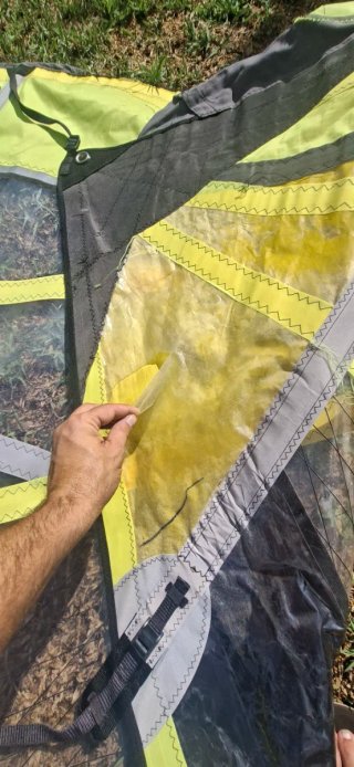 Lote Windsurf: Mástil Carbono 430 + Vela