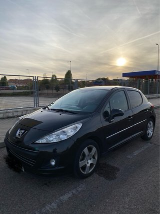 Peugeot 207 1,6 HDI 2010