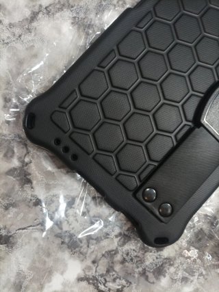 Funda Protectora Tablet Negra con Correa