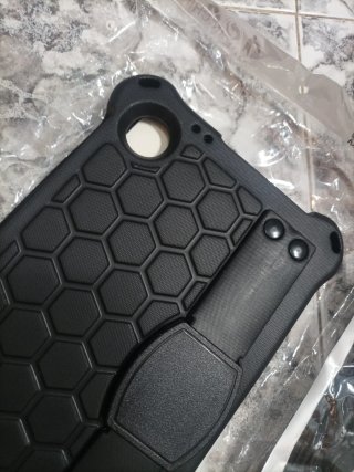 Funda Protectora Tablet Negra con Correa