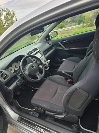 Honda Civic 2004