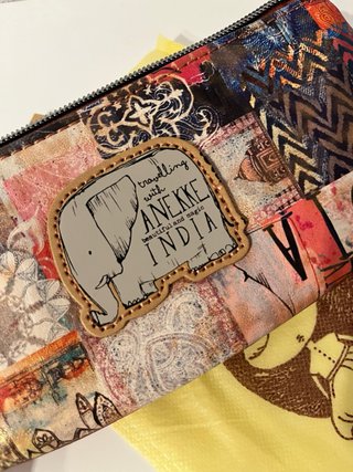Estuche Anekke India NUEVO