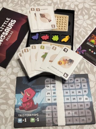 Juego de mesa Happy Little Dinosaurs