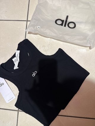 Top Alo Yoga Negro Talla M