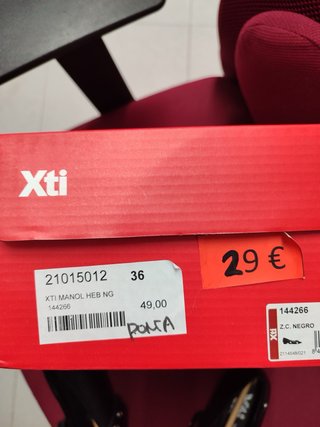 Zapatos Xti Negros Talla 36
