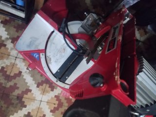Sierra Ingletadora con Mesa Superior