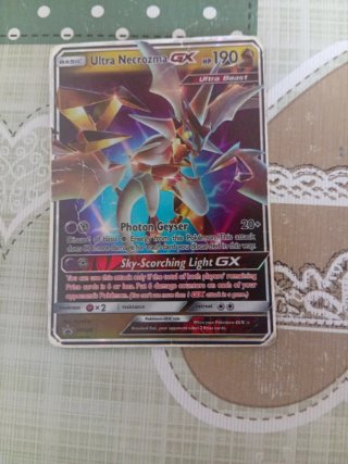 Carta Pokémon Ultra Necrozma GX SM126