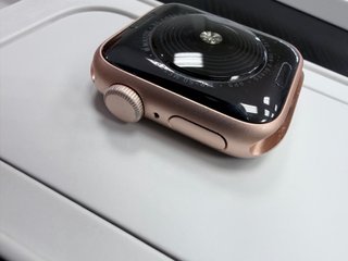 Apple Watch SE 40mm  (1ª Gen) Oro
