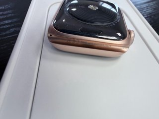 Apple Watch SE 40mm  (1ª Gen) Oro