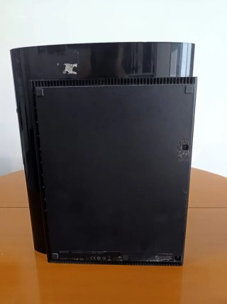 PS3 Super Slim 500GB. Versión 4.90 + SIN JUEGOS