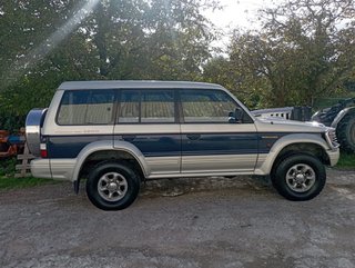 Mitsubishi Montero 1996