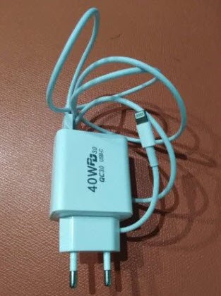 Cargador Rápido 40W USB-C