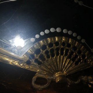 Abanico de metal Decorativo Dorado