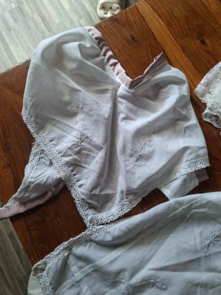 Vestido de Fallera con delantal y manteleta