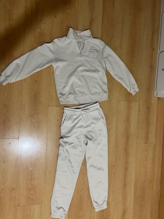 Conjunto chándal beige