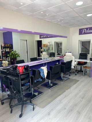 Traspaso de Peluquería en Calle Sondalezas