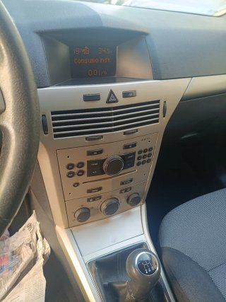 Opel Astra 2008