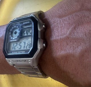 Casio AE1200WHD-1AVEF “Casio Royale”