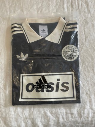 Camiseta Adidas Oasis Gira 2025