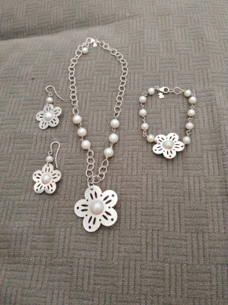 Conjunto Tous Plata y Perlas Flor
