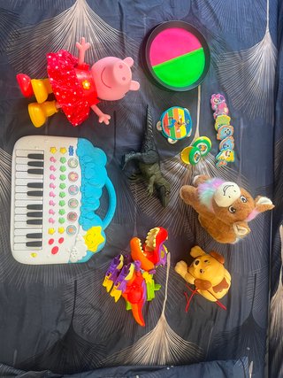 Lote de juguetes variados
