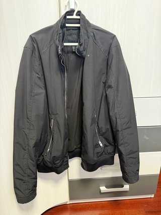 Chaqueta bomber negra
