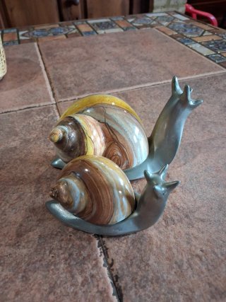 Escultura de Caracoles Malevolti