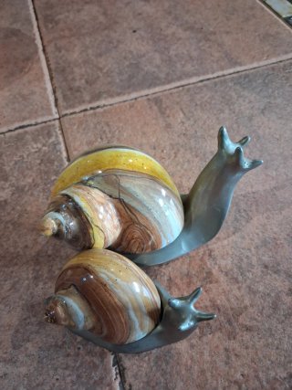 Escultura de Caracoles Malevolti