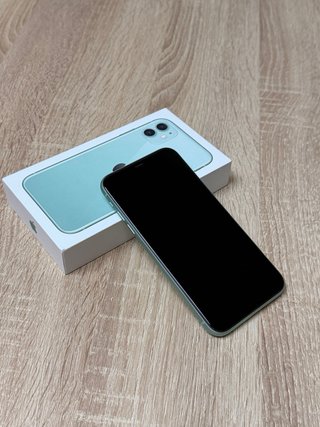 iPhone 11 64GB Green