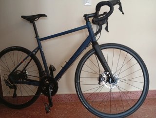 Transmisión Shimano 105 con piñorera de 11 v