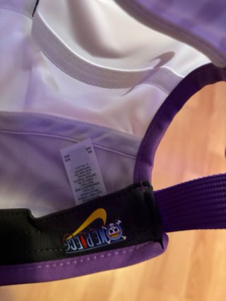 Gorra Nike TN Air Fly Cap Blanca y Morada