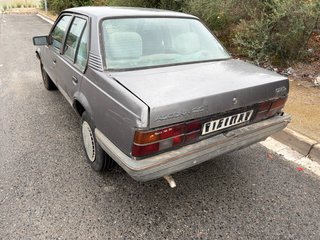 Opel Ascona 2.0i (115 CV)