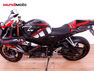 SUZUKI GSX-R 750 K6-K7