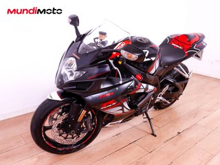 SUZUKI GSX-R 750 K6-K7