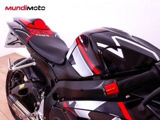 SUZUKI GSX-R 750 K6-K7