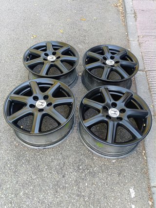 Llantas negras Honda Civic VIII (17 pulgadas)