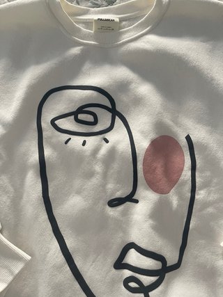 Sudadera oversize blanca abstracta