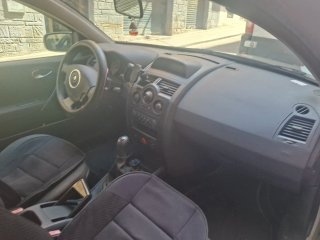 ​Renault Megane 1.6 (2006) - Etiqueta C