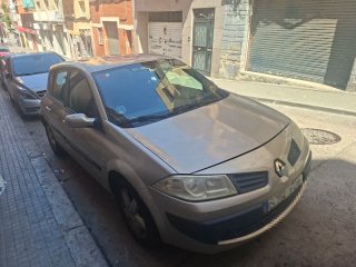 ​Renault Megane 1.6 (2006) - Etiqueta C