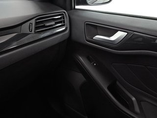 Ford Focus 1.0 Ecoboost MHEV 114kW ST-Line
