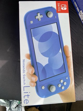 Nintendo Switch Lite Azul Animal Crossing